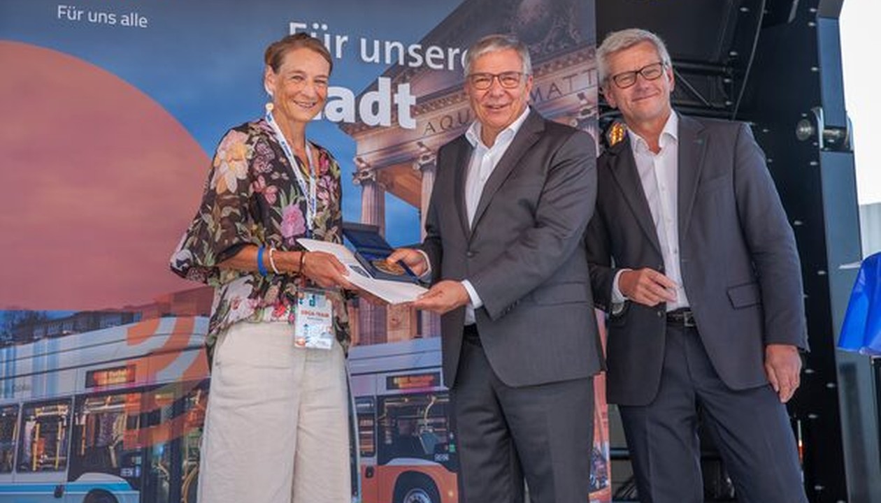 150 Jahre Nahverkehr in Wiesbaden: Museum, Jubiläumsbusse und Fest ziehen positive Bilanz