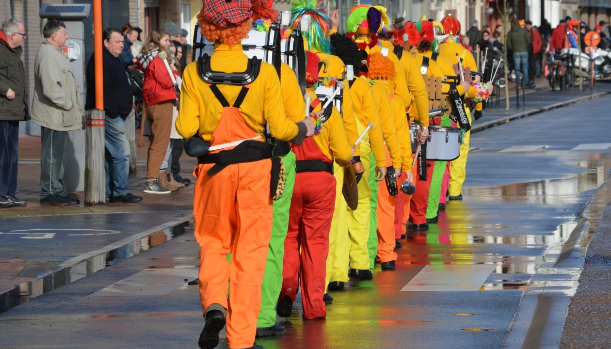 Faschingsumzug Neunkirchen am Brand 2024 – Termine, Route und Highlights