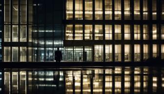 Spannende Enthüllungen: Ex-Mitarbeiter von AfD-Politiker Krah wegen Spionage verurteilt - Ermittlungen auch gegen Krah