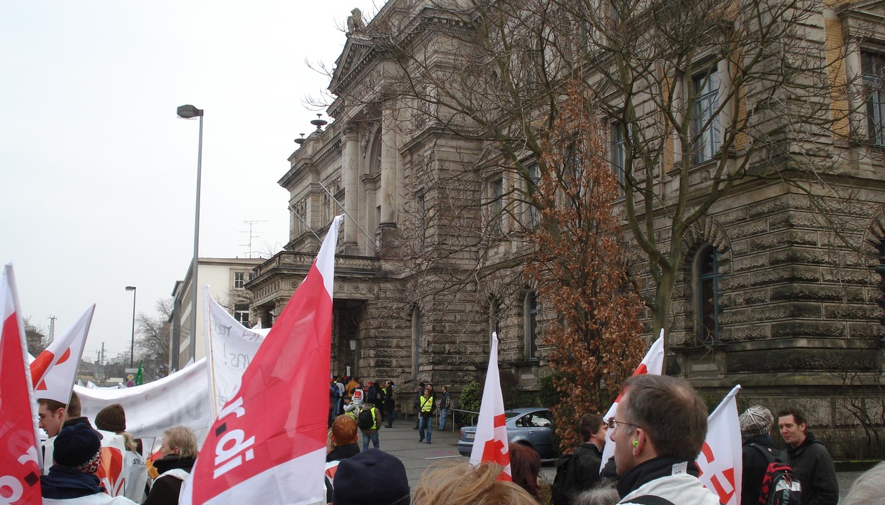 Warnstreik legt großen Teil des Wiesbadener Busverkehrs lahm